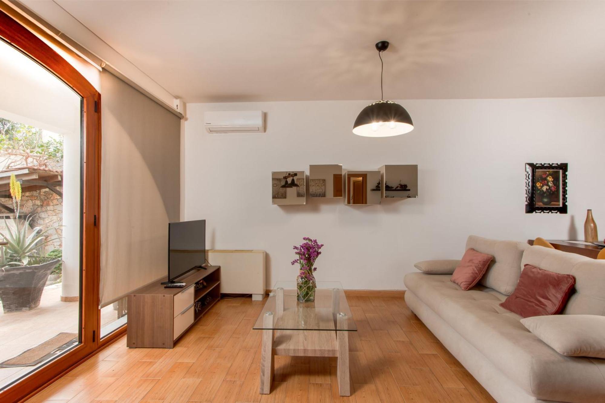 Apartment Zen Serenity Retreat With Great Outdoors, Pool & Parking *