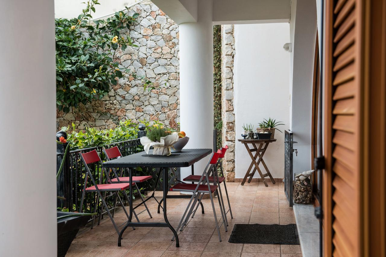 Zen Serenity Retreat With Great Outdoors, Pool & Parking * Aptera